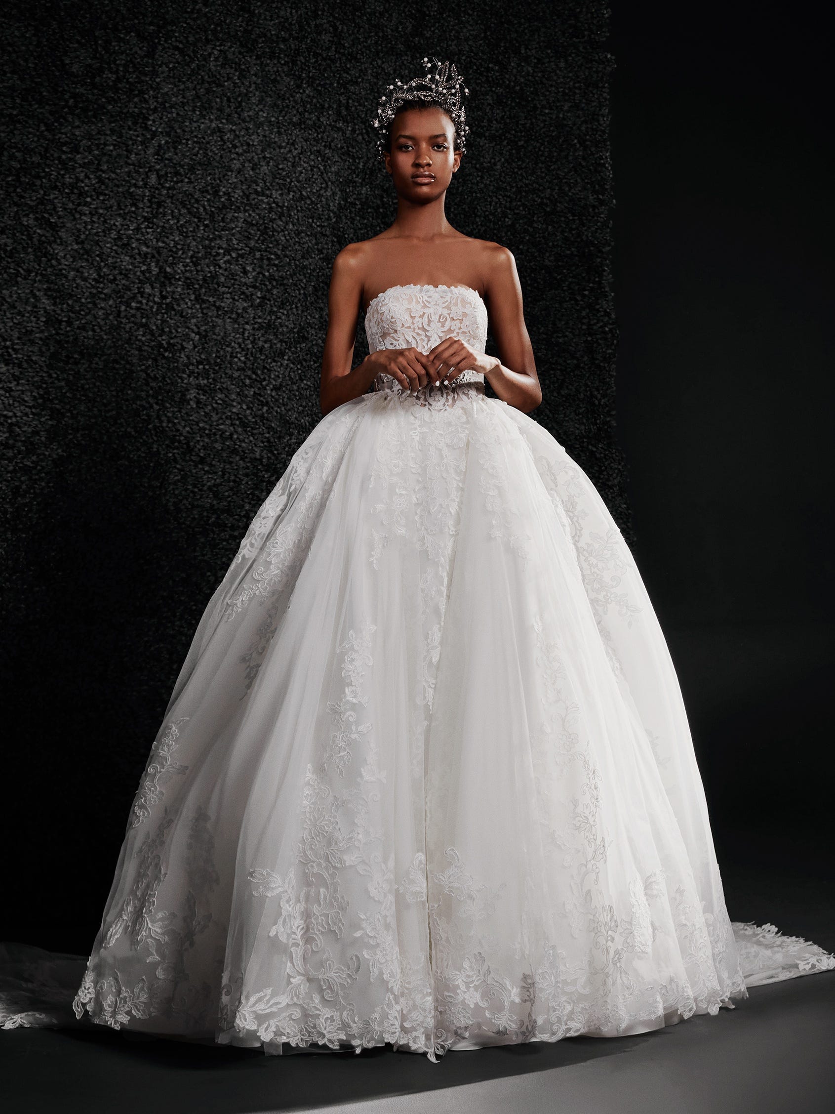 Lace Wedding Dresses | Vera Wang Bride